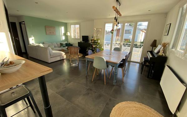 Maison à vendre    6 pièces • 153,59 m2 Chaponost