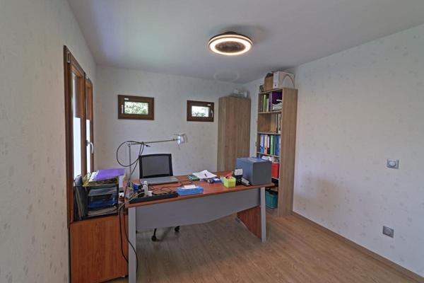 T4 dans maison (3 chambres) entièrement rénové, Doussard, 89 m² avec jardin, garage, cave et parking
