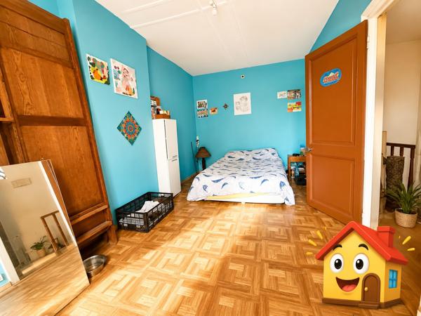 Maison
         3 pièces
        - 85 m² Exclusivité 79 900 € *