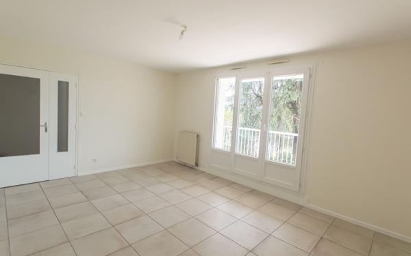 Appartement à louer    3 pièces • 66,97 m2 Pau