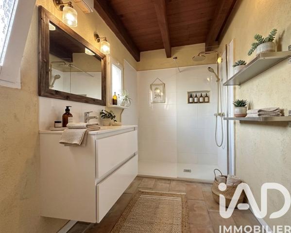 Appartement à vendre 3 pièces 64 m² Uzès