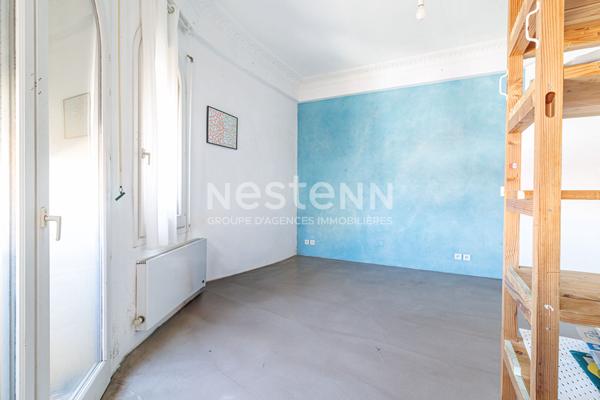Trés bel appartement 4 pièces à vendre à Nice - Secteur Riquier- République d'environ 100 m².