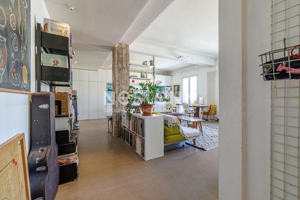 Trés bel appartement 4 pièces à vendre à Nice - Secteur Riquier- République d'environ 100 m².