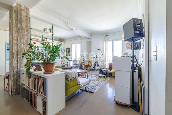 Trés bel appartement 4 pièces à vendre à Nice - Secteur Riquier- République d'environ 100 m².