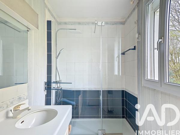 Maison à vendre 7 pièces 140 m² Le Mesnil-Saint-Denis