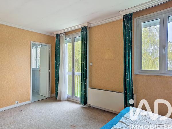 Maison à vendre 7 pièces 140 m² Le Mesnil-Saint-Denis