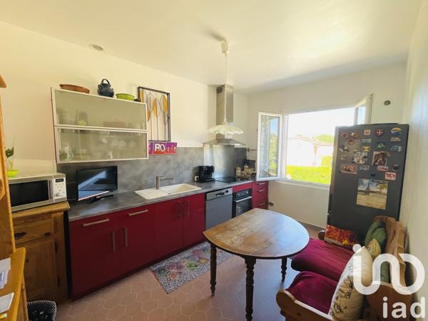 Maison traditionnelle 5 pièces de 137 m² à La Seyne-sur-Mer (83500)