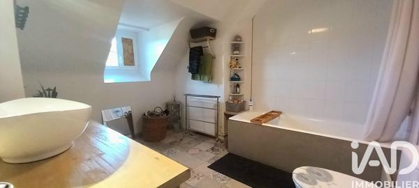 Maison à vendre 9 pièces 233 m² Gagnac-sur-Cère