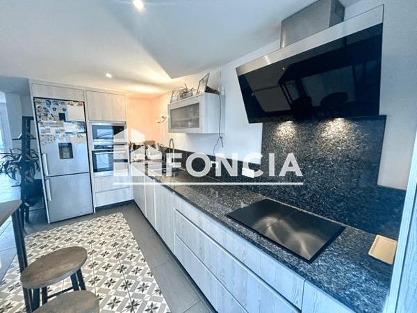 À vendre Maison 4 pièces 99 m² - Poitiers 86000