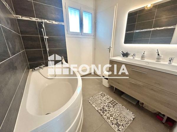 À vendre Maison 4 pièces 99 m² - Poitiers 86000