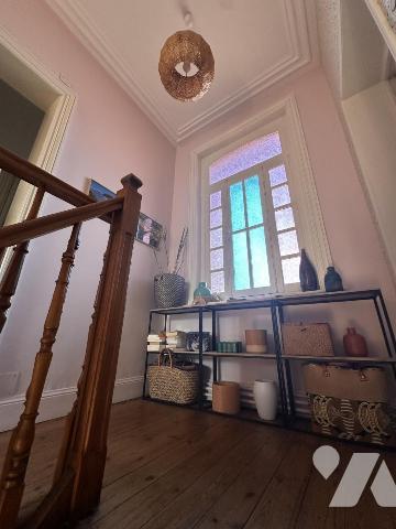 Maison de maître avec local professionnel – Idéal activité + habitation