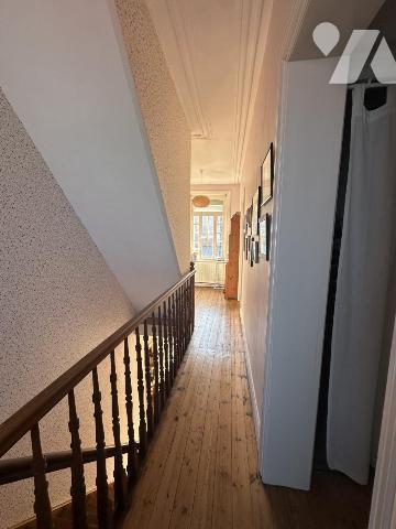 Maison de maître avec local professionnel – Idéal activité + habitation