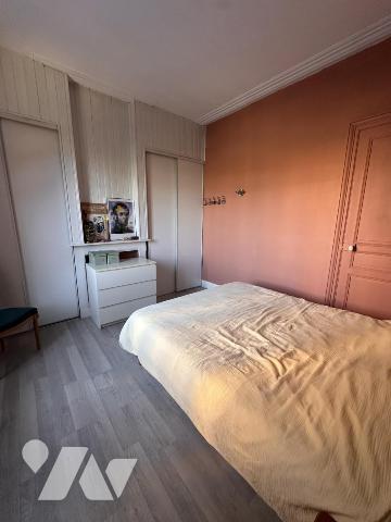 Maison de maître avec local professionnel – Idéal activité + habitation