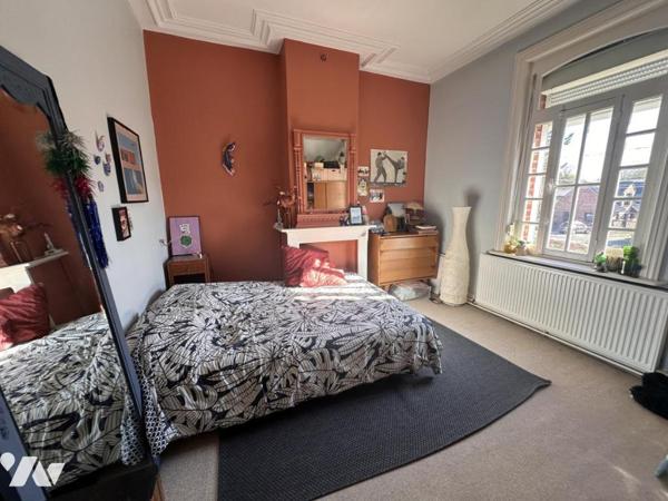 Maison de maître avec local professionnel – Idéal activité + habitation