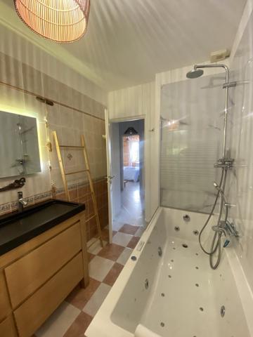 PAVILLON 2004 PLAIN PIED - 3 CHAMBRES - GARAGE