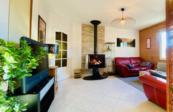 PAVILLON 2004 PLAIN PIED - 3 CHAMBRES - GARAGE