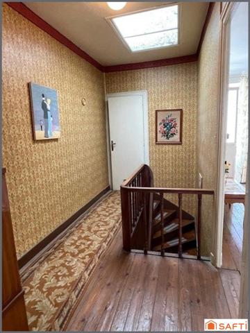 A 2 pas du Mail ! Emplacement idéal.