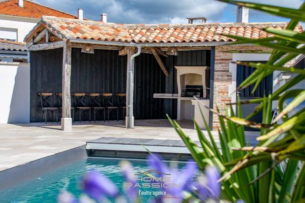 VAUX/MER - VILLA AVEC PISCINE 600M PLAGE