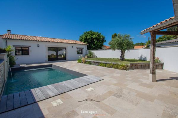 VAUX/MER - VILLA AVEC PISCINE 600M PLAGE