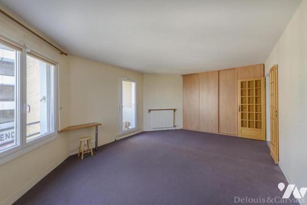 Notaire vend T2 Crétéil - 51,68 m²