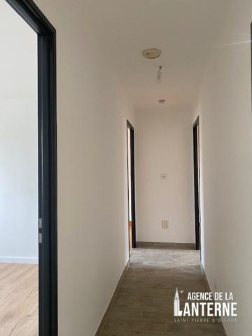 MAISON PLAIN-PIED 137 m² - TERRAIN 613 m² - DOUBLE GARAGE