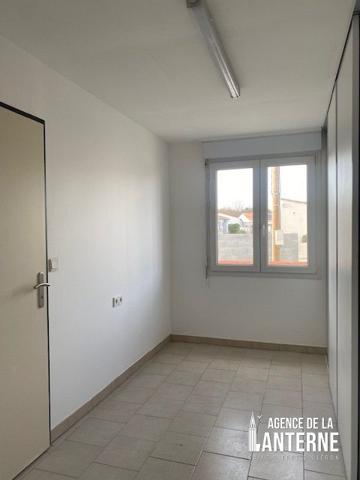 MAISON PLAIN-PIED 137 m² - TERRAIN 613 m² - DOUBLE GARAGE
