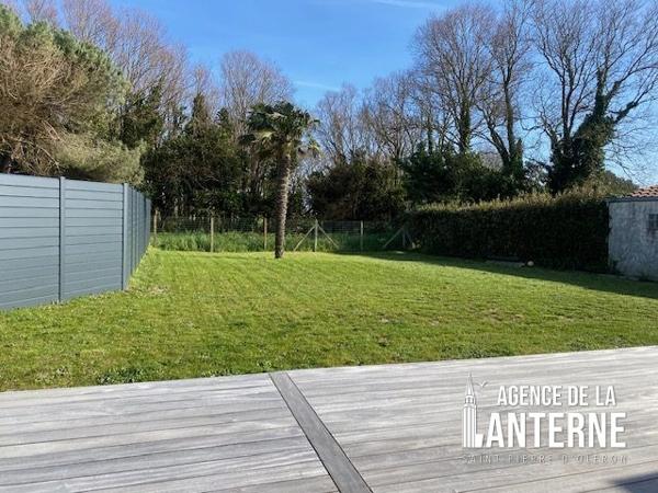 MAISON PLAIN-PIED 137 m² - TERRAIN 613 m² - DOUBLE GARAGE