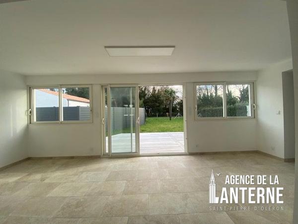 MAISON PLAIN-PIED 137 m² - TERRAIN 613 m² - DOUBLE GARAGE