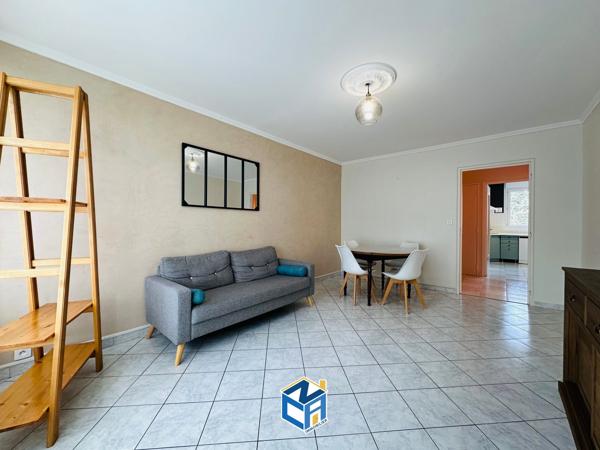 Appartement T3 avec balcon, cave et parking