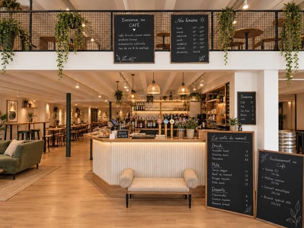 LYON 7e – LOCAL COMMERCIAL DE 206 M² – CESSION DE DROIT AU BAIL