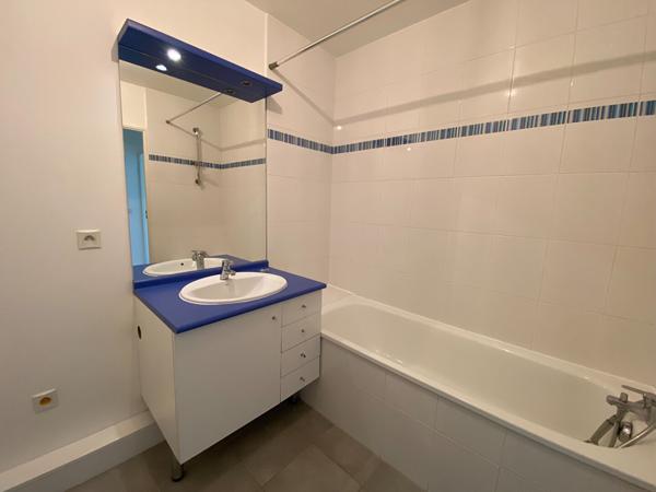 49240 AVRILLE VENTE TYPE 3 - AVRILLE