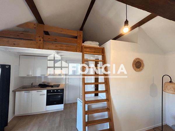 Location Studio meublé 24.6 m² - 9 RUE DAUX Charleville Mezieres 08000