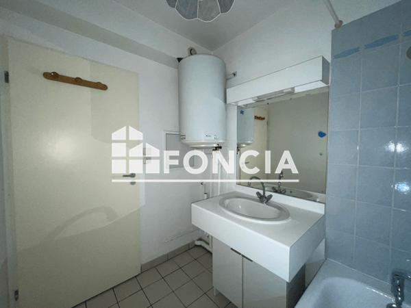 Location Studio 25.3 m² - 16 RUE BOULARD Reims 51100