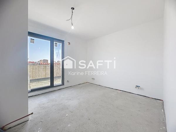 APPARTEMENT T5, TERRASSE DE 28M2 ET BALCON 6M2
