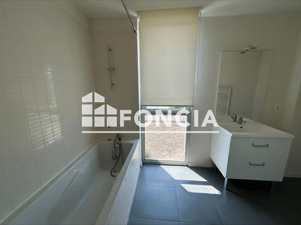 Location Appartement 3 pièces 67.83 m² - 21/21B RUE DELPHIN PETIT Lille 59000