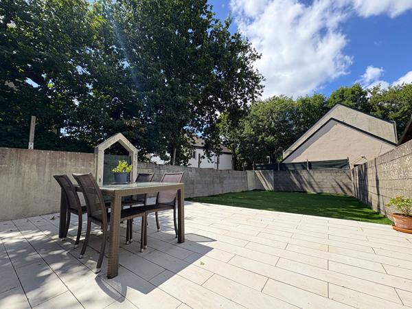 Maison Nantes 6 pièce(s) 105.94 m2