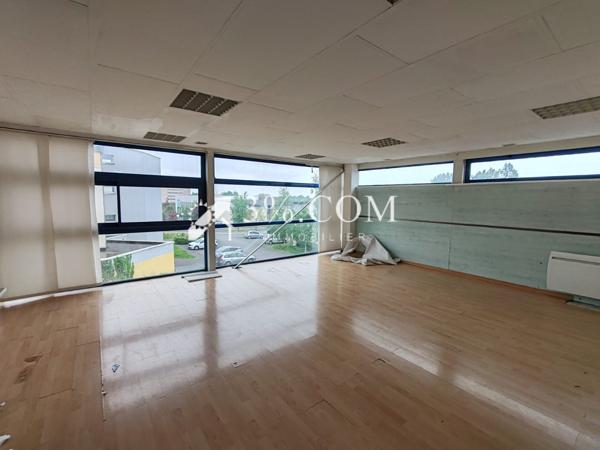 Immeuble 725 m²