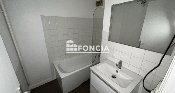 Location Appartement 3 pièces 54.53 m² - Valence 26000