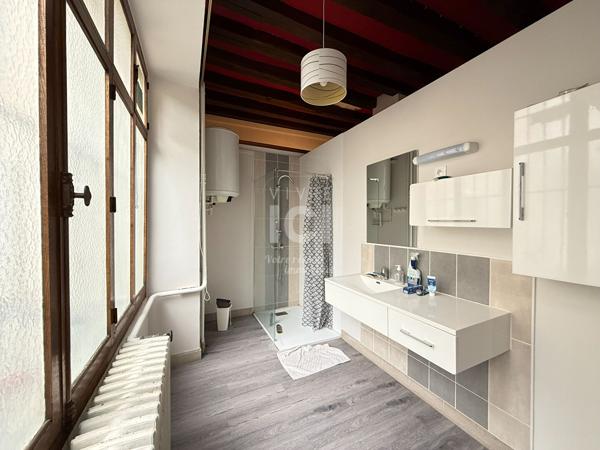 Immeuble de rapport _ A vendre à LA FLECHE