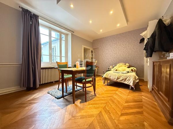 Immeuble de rapport _ A vendre à LA FLECHE