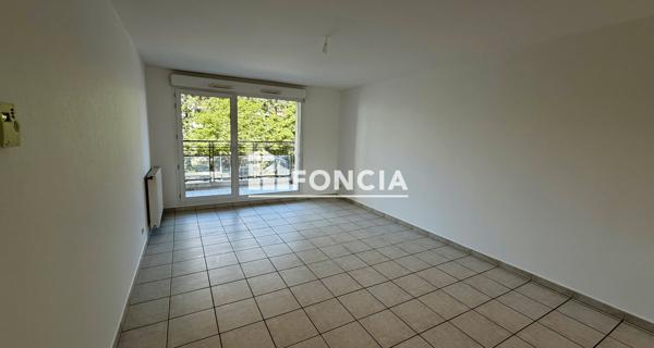 Location Appartement 4 pièces 86.3 m² - Villeurbanne 69100