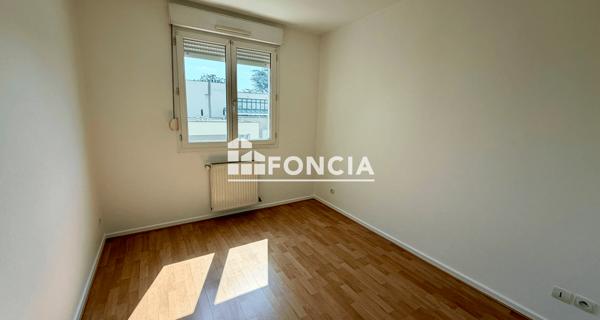 Location Appartement 4 pièces 86.3 m² - Villeurbanne 69100