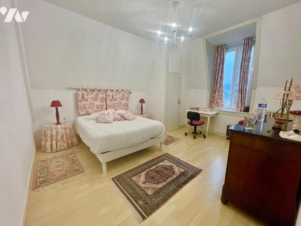 Maison St Malo 8 pièce(s) 201 m2