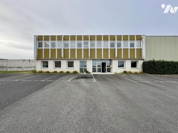 À vendre – Ensemble immobilier professionnel à BEAUPRÉAU