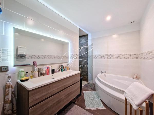 Maison T4 3 chambres plain pied 86 m² garage