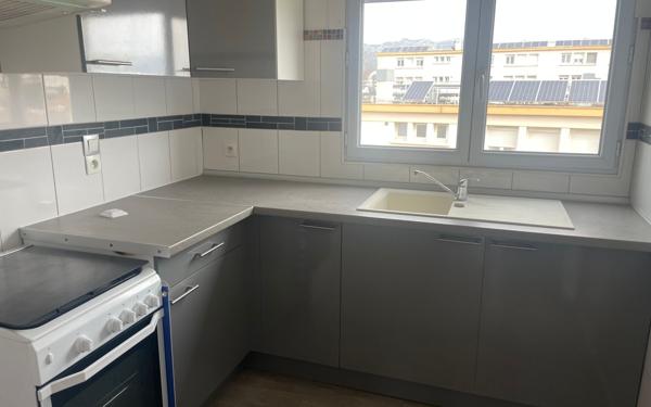 Appartement à vendre    3 pièces • 57,45 m2 La Seyne-sur-Mer