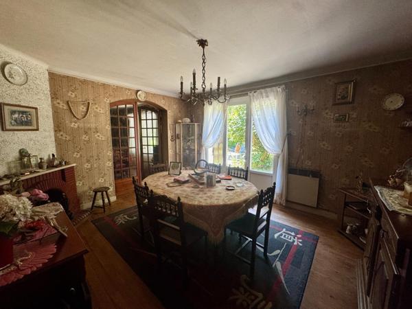 Maison familiale, terrain arboré, 5 chambres