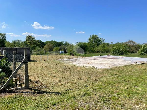 Terrain Saint Ciers Sur Gironde 738 m2