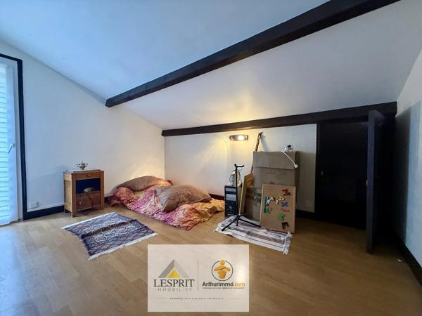 Vente                                                      Maison
                        
                     6 pièces                      128 m2                     à Brive-la-Gaillarde