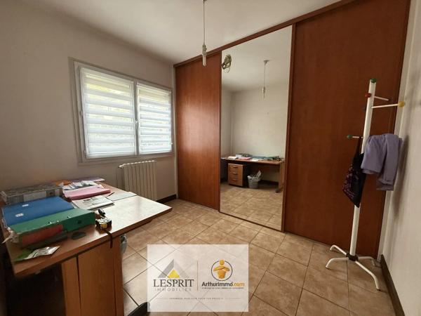Vente                                                      Maison
                        
                     6 pièces                      128 m2                     à Brive-la-Gaillarde